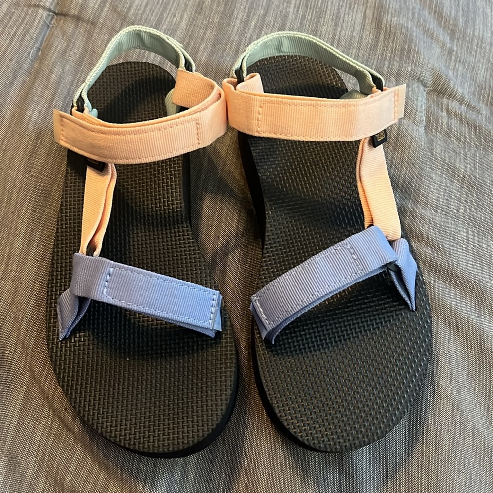 Teva Flatform Universal Sandal Sherbert Multi Sz 10